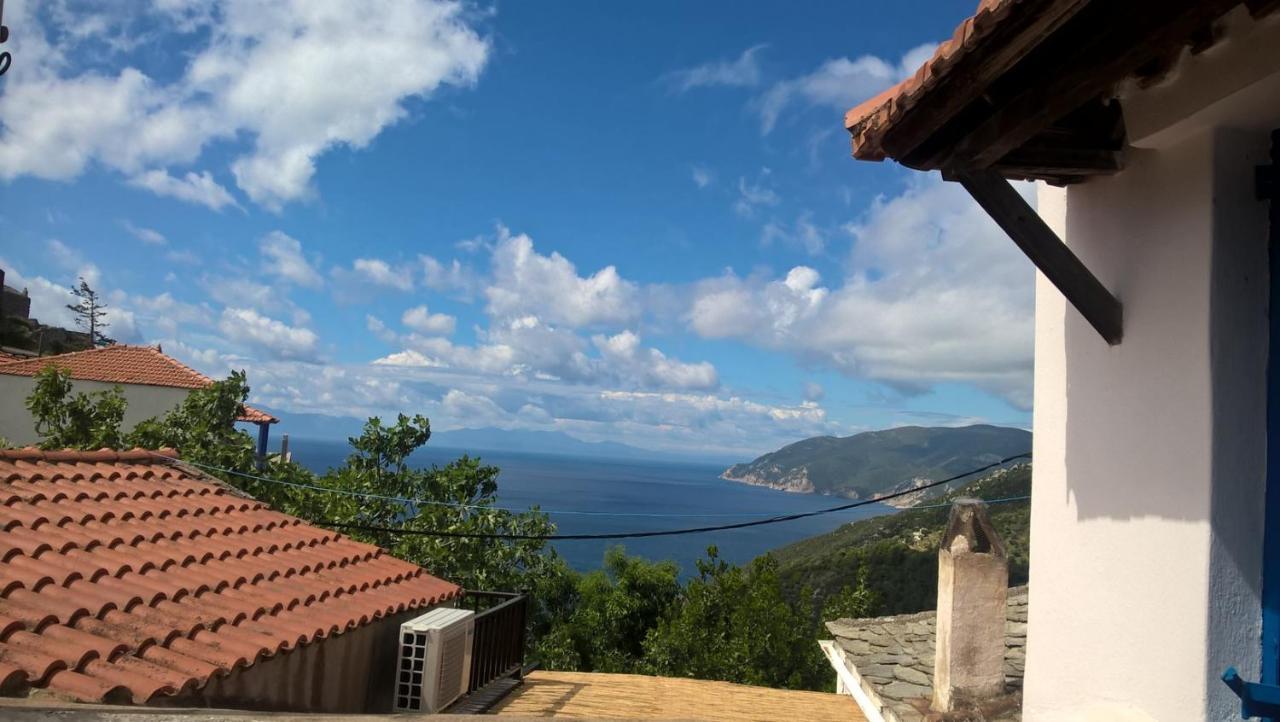 Eleanora Cottage Alónnisos エクステリア 写真